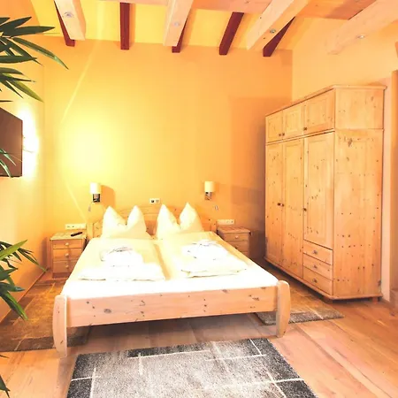 Snug In With Infrared Sauna Seefeld in Tirol